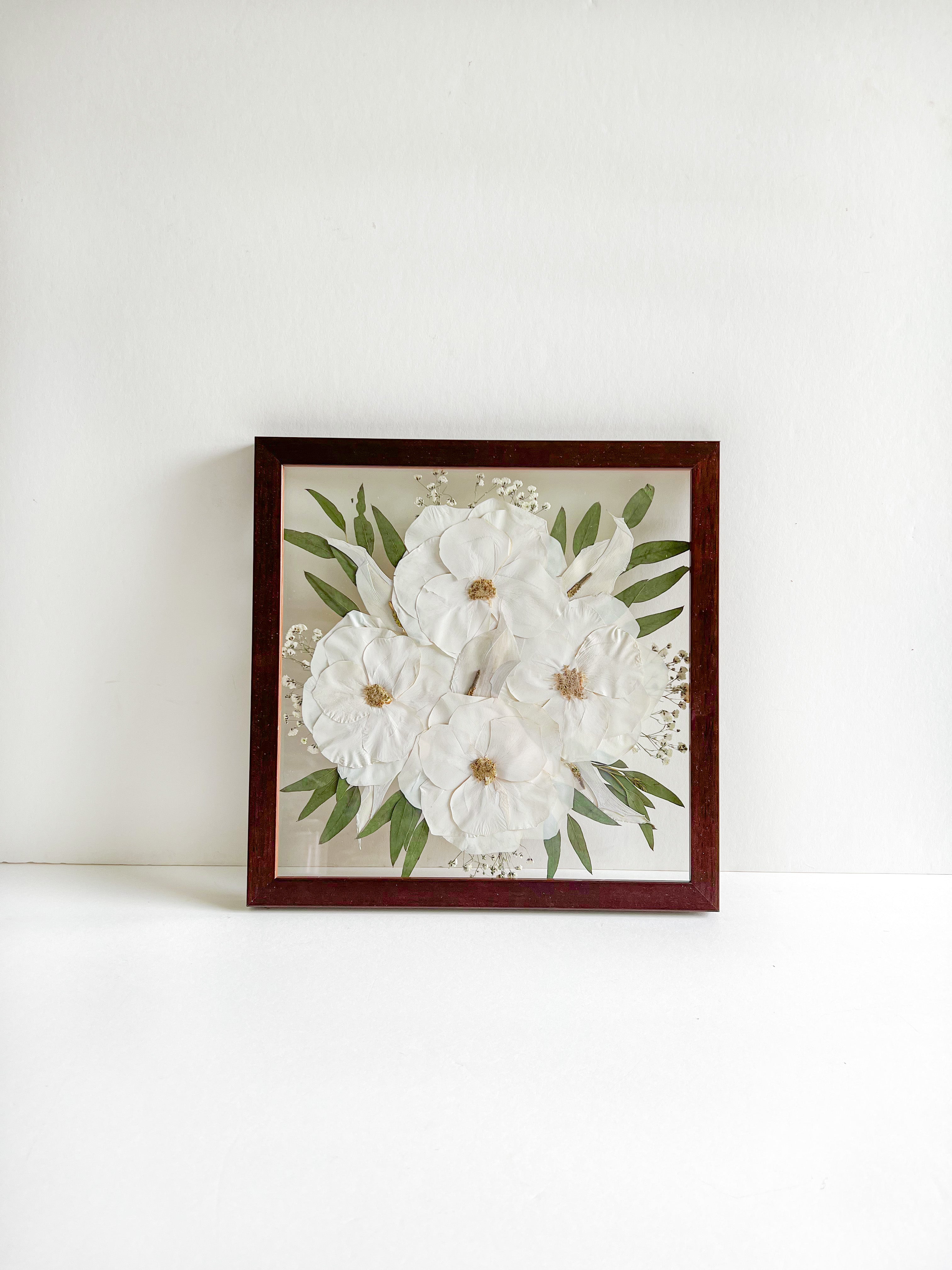 Pressed Flowers: Wedding Bouquet Preservation – Olivebranchstudios