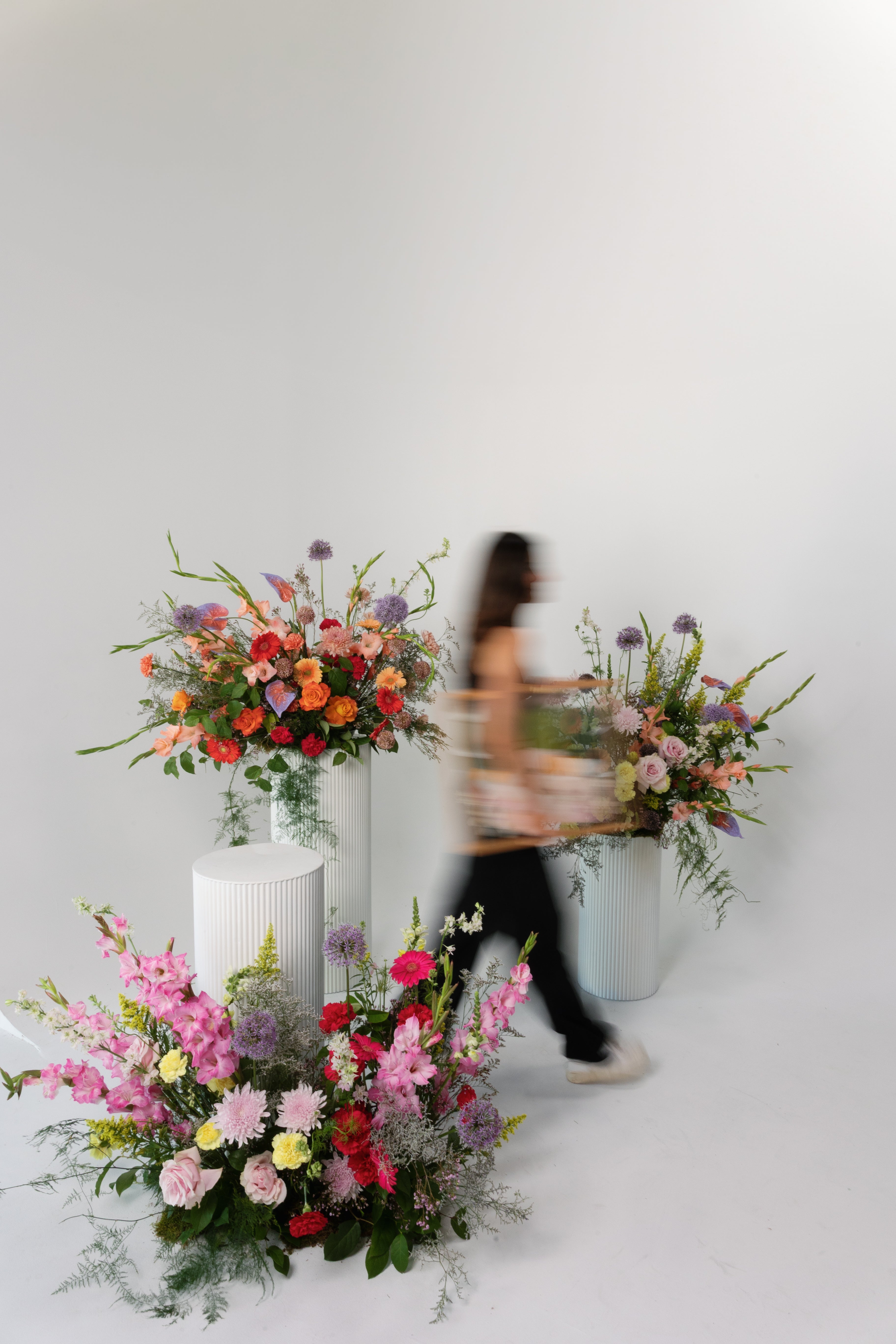 Floral arrangements in vases 